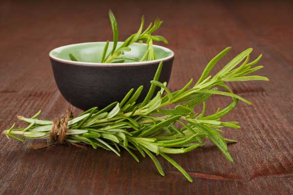 The Amazing Health Benefits of Rosemary